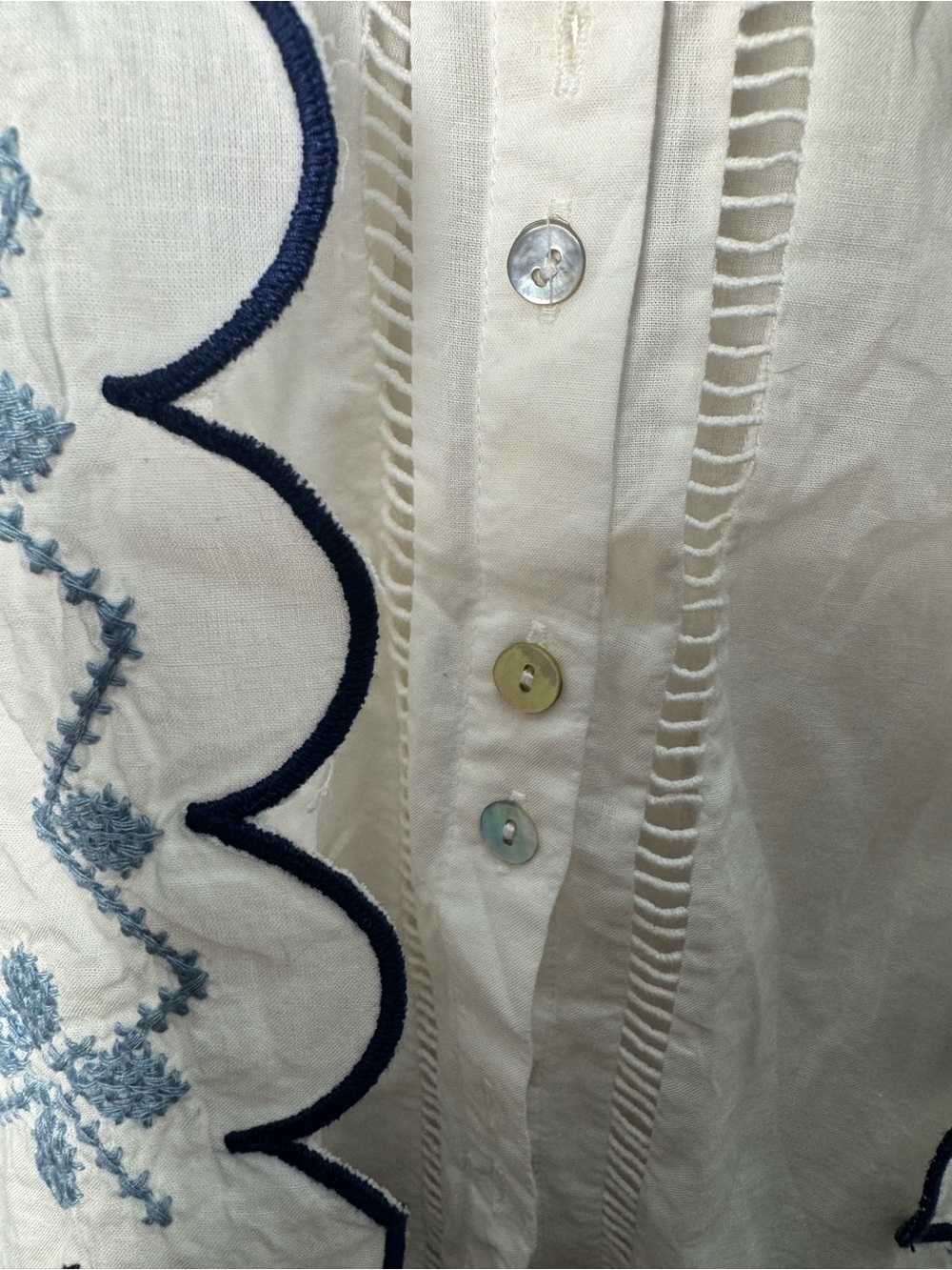 FARM Rio White Embroidered Ruffle Blouse – Size S NWT - Picture 8 of 9